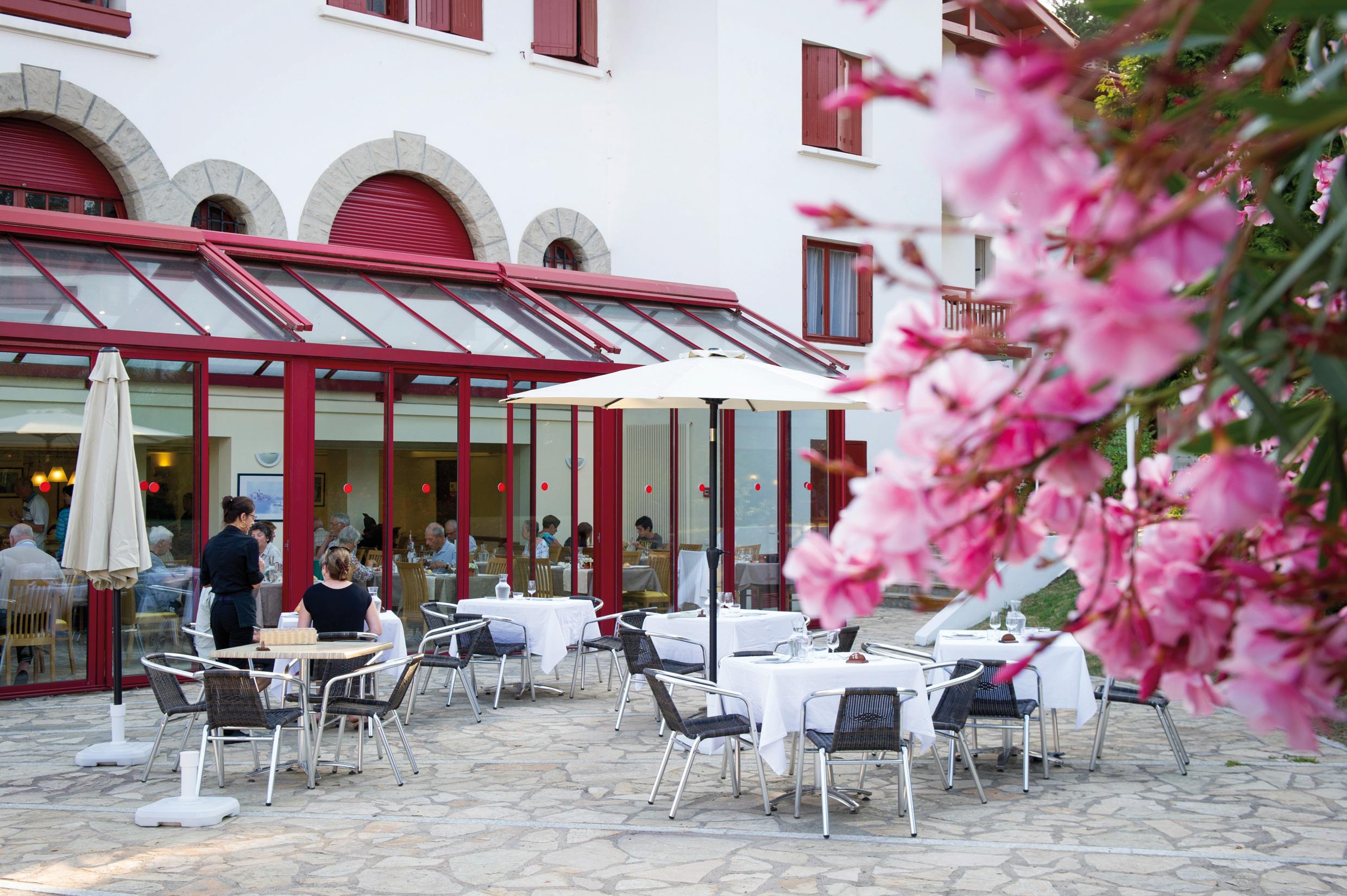 Hôtel&Résidence Vacances Bleues Orhoïtza Hendaya Exterior foto